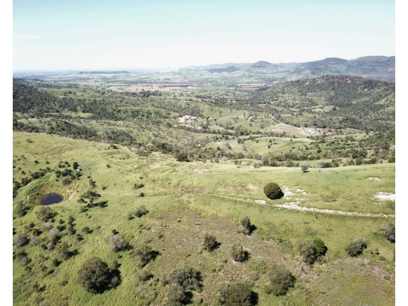 513 Silver Pinch Rd, Silver Ridge QLD 4352