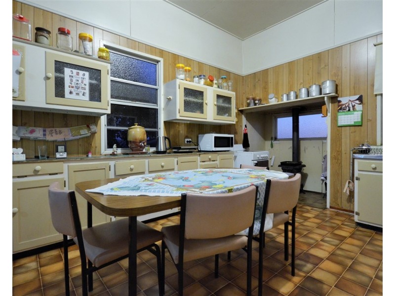 513 Silver Pinch Rd, Silver Ridge QLD 4352