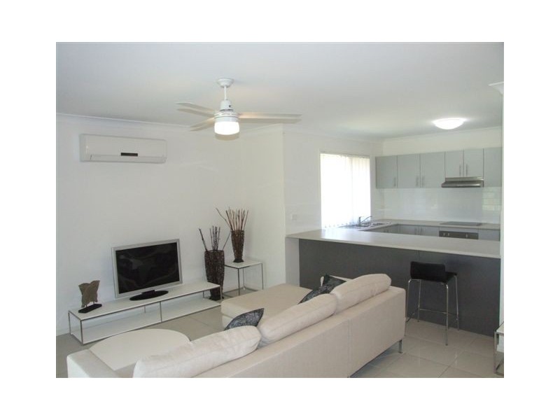 Rothwell QLD 4022