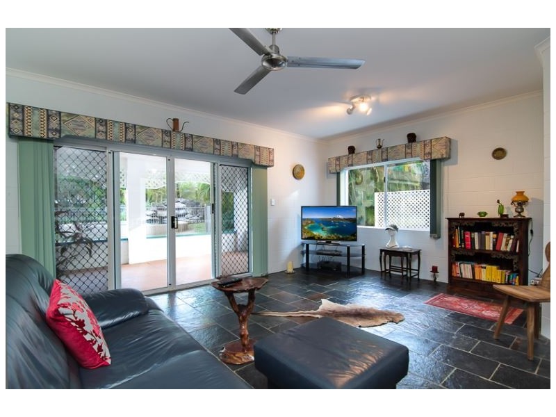 Oak Beach QLD 4877