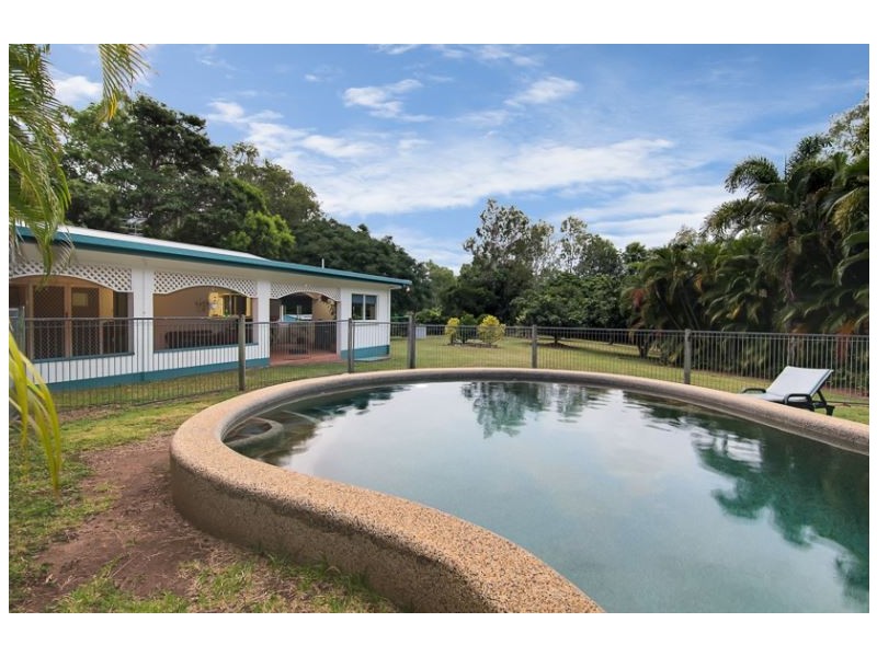 Oak Beach QLD 4877