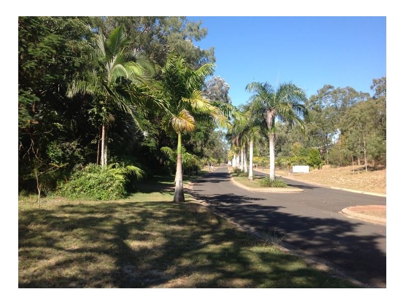 Moore Park Beach QLD 4670