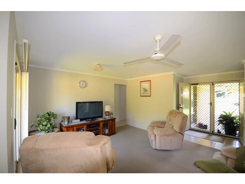 11 Killarney Crescent, Nambour QLD 4560