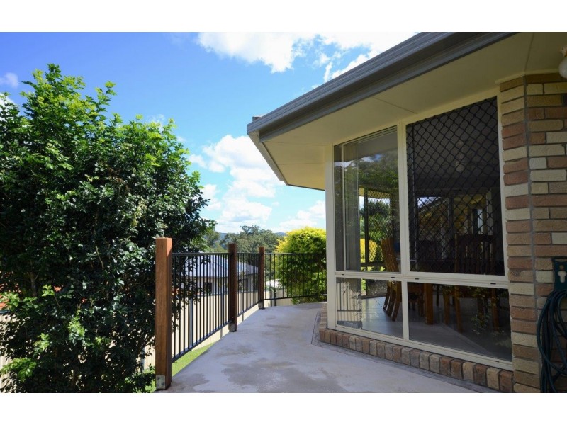 11 Killarney Crescent, Nambour QLD 4560
