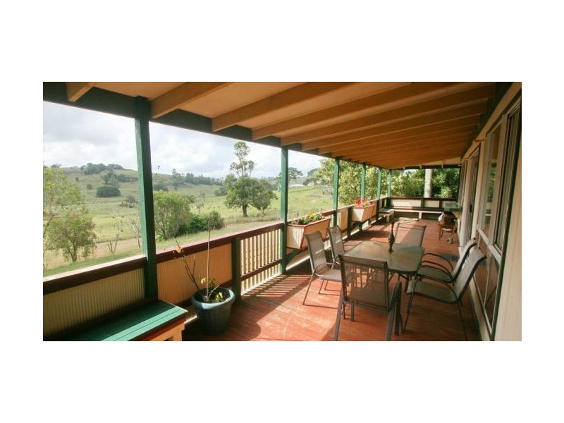 Beechmont QLD 4211
