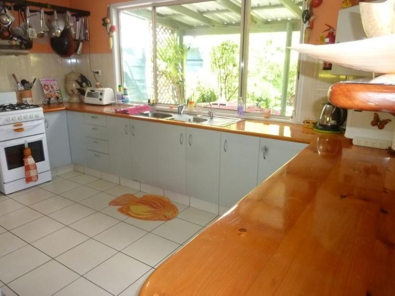 Buxton QLD 4660