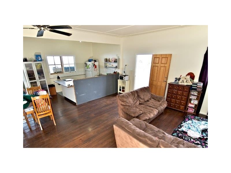 29 Park St, Lowood QLD 4311