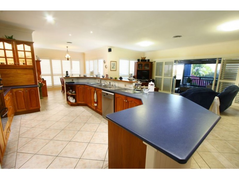 Mount Lofty QLD 4350