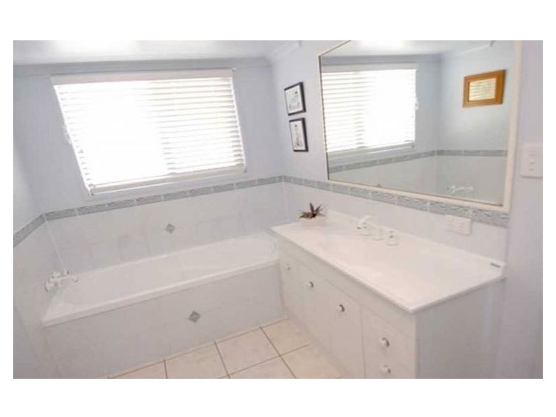 Boyne Island QLD 4680