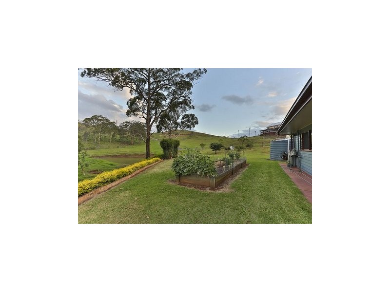 Hampton QLD 4352