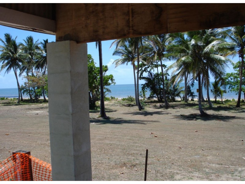 Kurrimine Beach QLD 4871