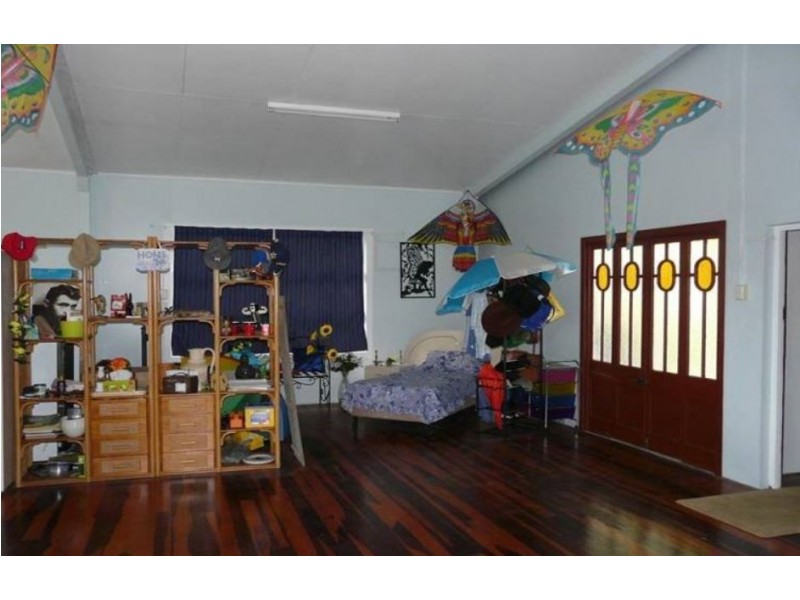 East Innisfail QLD 4860