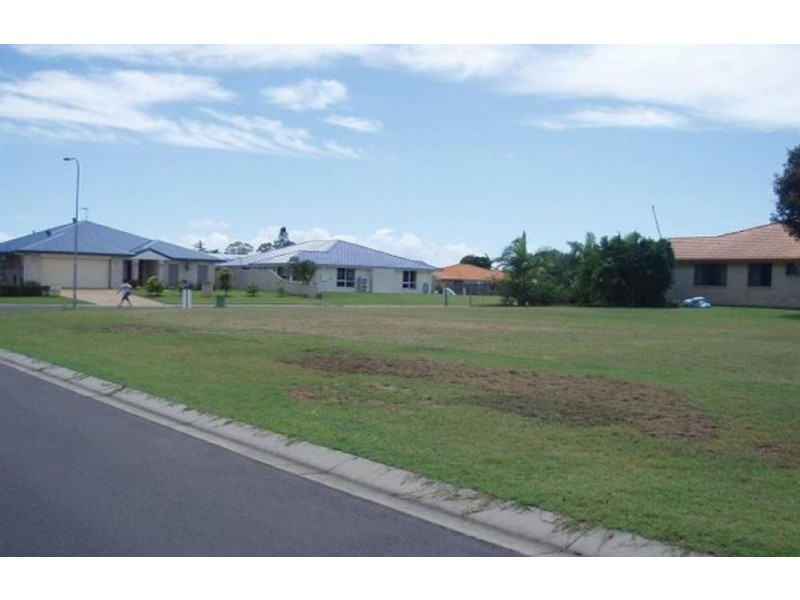 34 Sunrise Cres, Burrum Heads QLD 4659