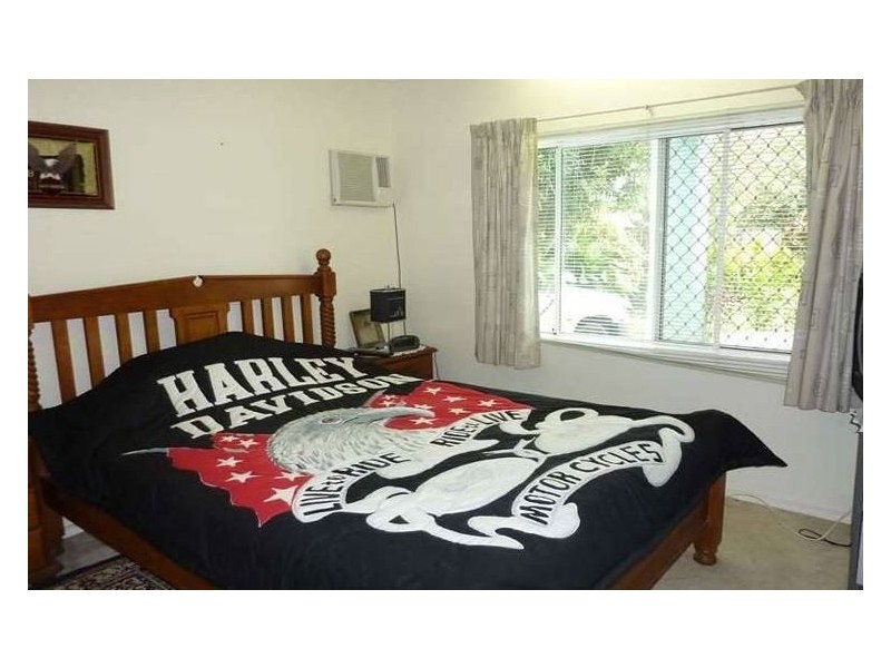 Mooroobool QLD 4870
