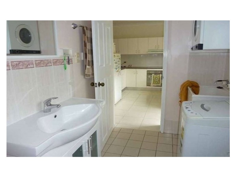Mooroobool QLD 4870
