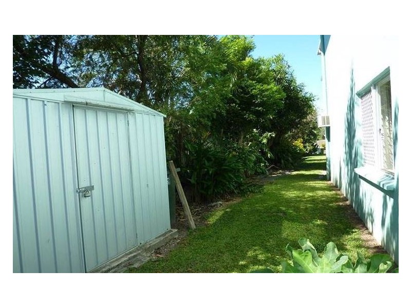 Mooroobool QLD 4870