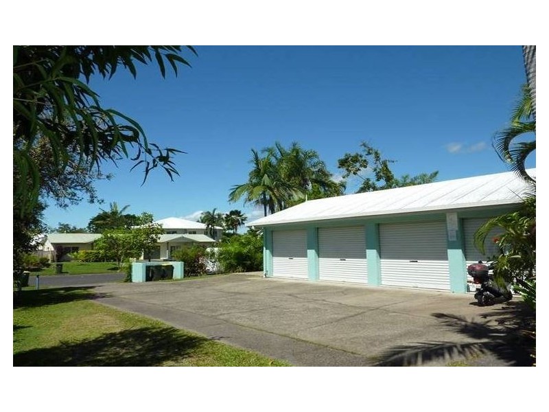 Mooroobool QLD 4870
