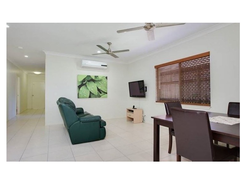 34 Altona Street, Bentley Park QLD 4869