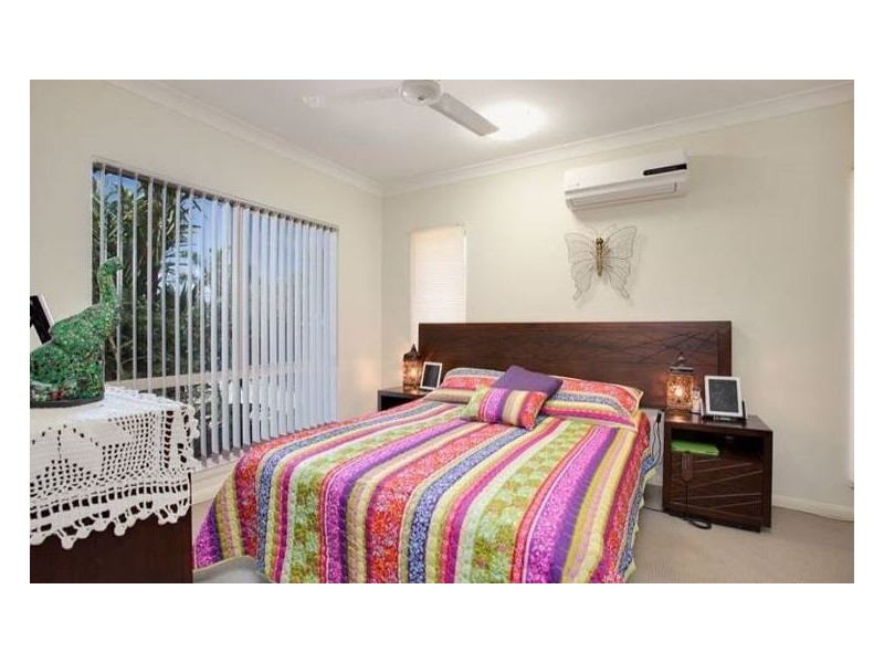 34 Altona Street, Bentley Park QLD 4869