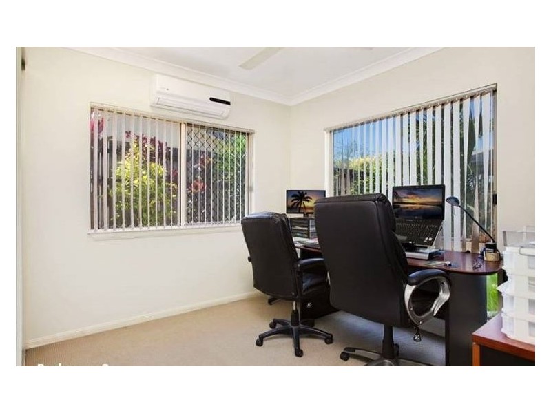 34 Altona Street, Bentley Park QLD 4869