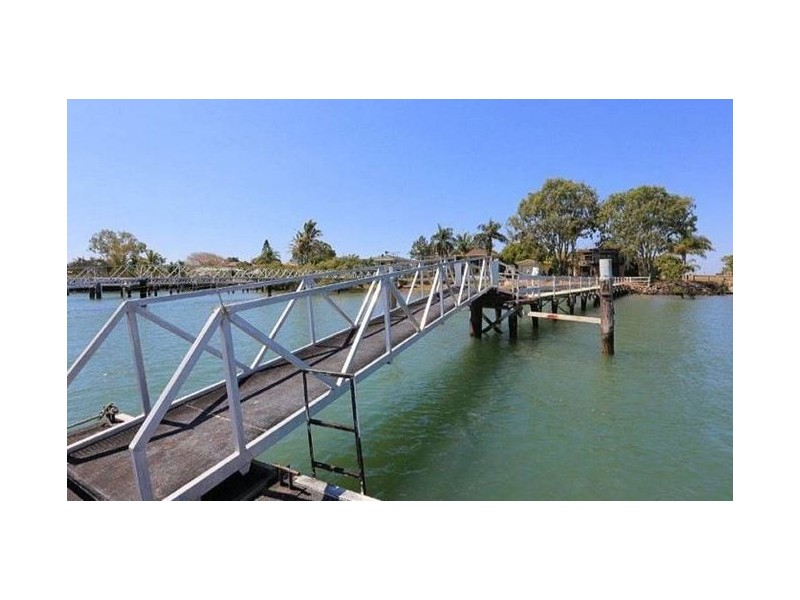 Burnett Heads QLD 4670