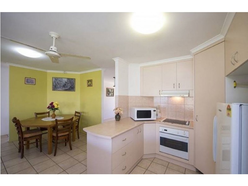Clinton QLD 4680