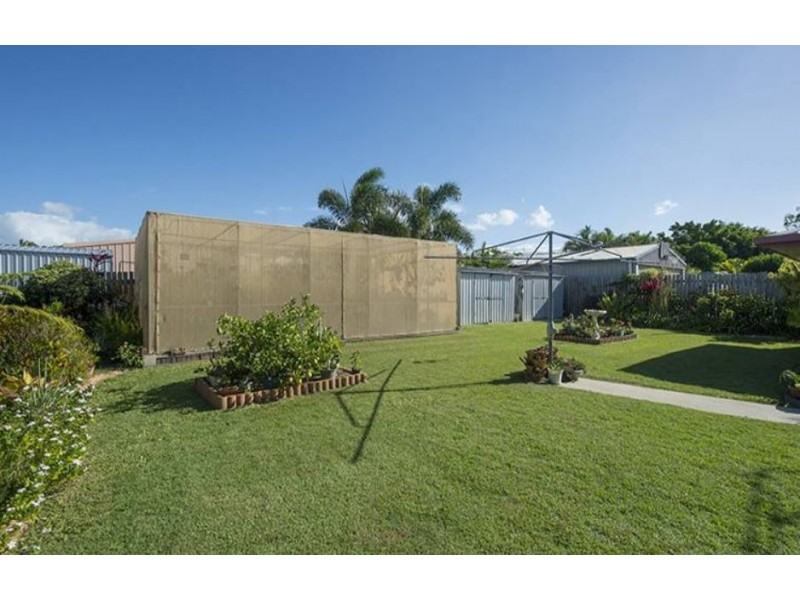 Clinton QLD 4680