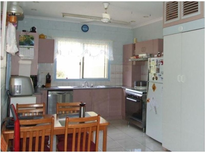 60 Nangarin Rd, Oakhurst QLD 4650