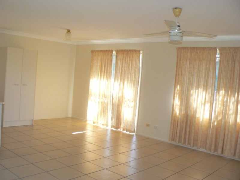 24 Brock Street, Cannon Hill QLD 4170