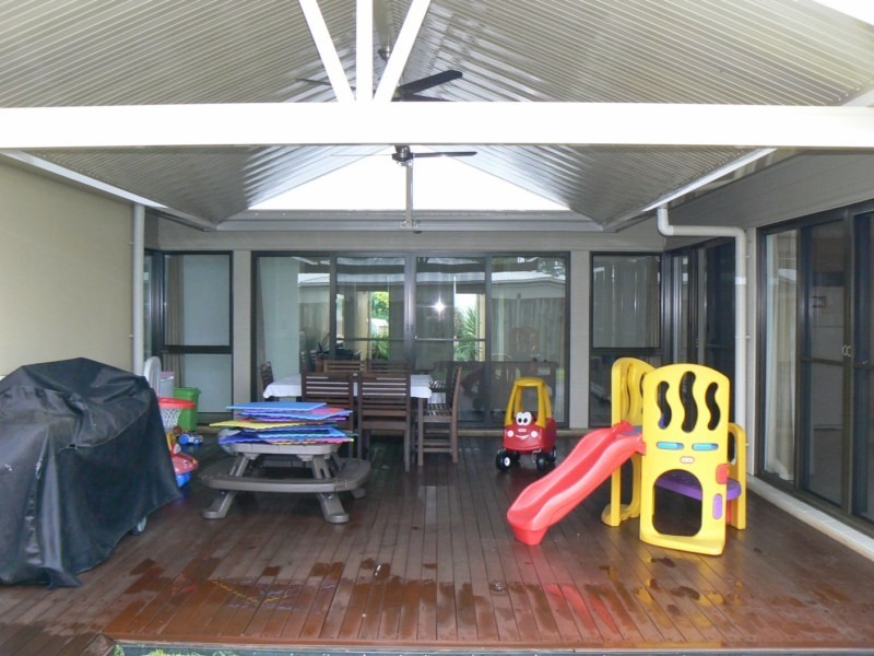 60 Mossvale Drive, Wakerley QLD 4154