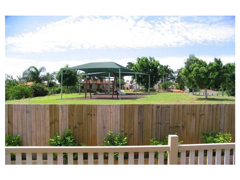 12 Hayes Street, Wakerley QLD 4154