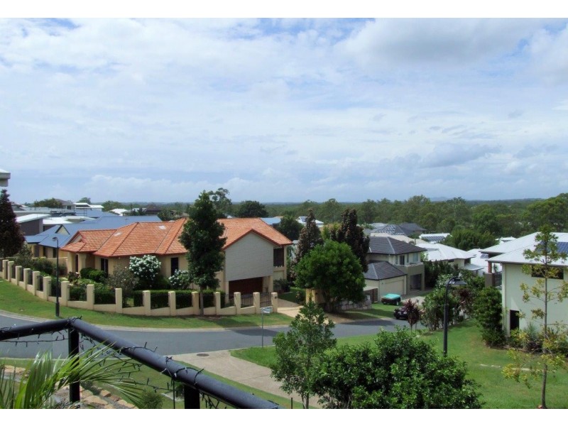 12 Hayes Street, Wakerley QLD 4154