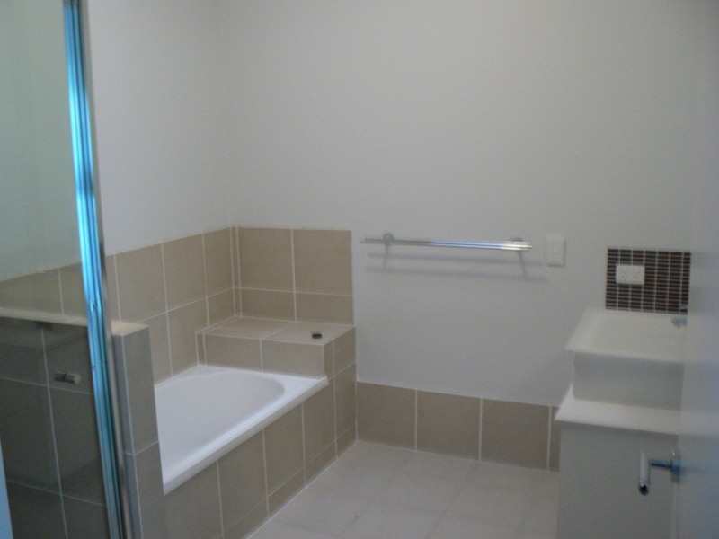 4 Anderson Close, Banyo QLD 4014