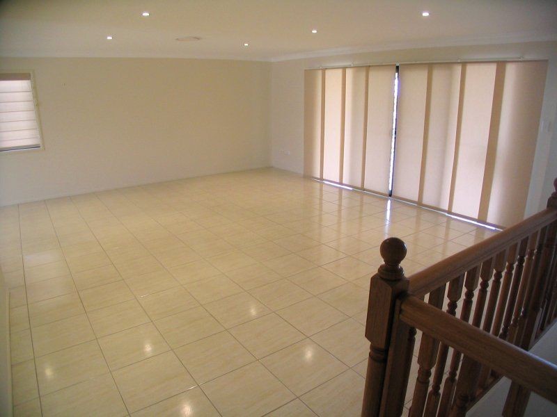 12 Hayes Street, Wakerley QLD 4154