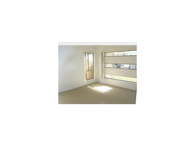 81 Woodlands Boulevard, Waterford QLD 4133