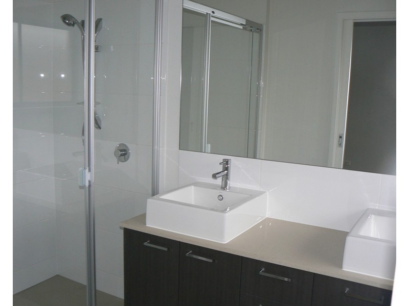 5 Thomson Place, Wakerley QLD 4154