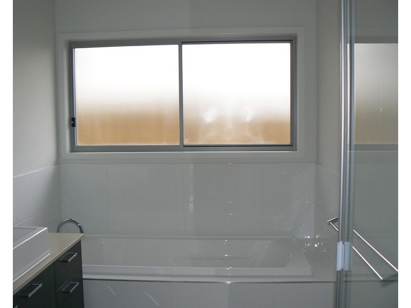 5 Thomson Place, Wakerley QLD 4154