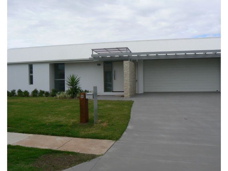 16 Silky Oak Avenue, Moggill QLD 4070