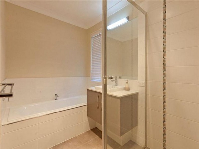 49 Worchester Crescent, Wakerley QLD 4154