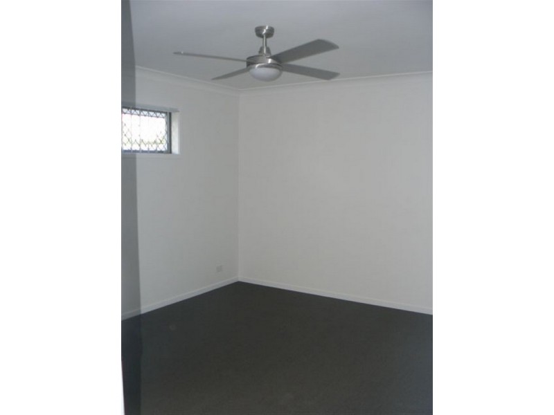 1/3 Mark Winter Court, Bellbird Park QLD 4300