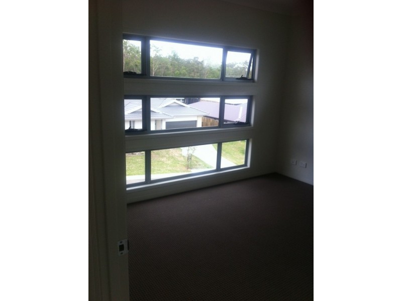 17 Honeypot Avenue, Springfield Lakes QLD 4300