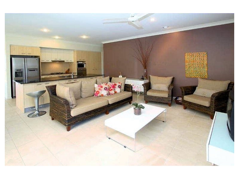 13 Hepburn Close, Wakerley QLD 4154