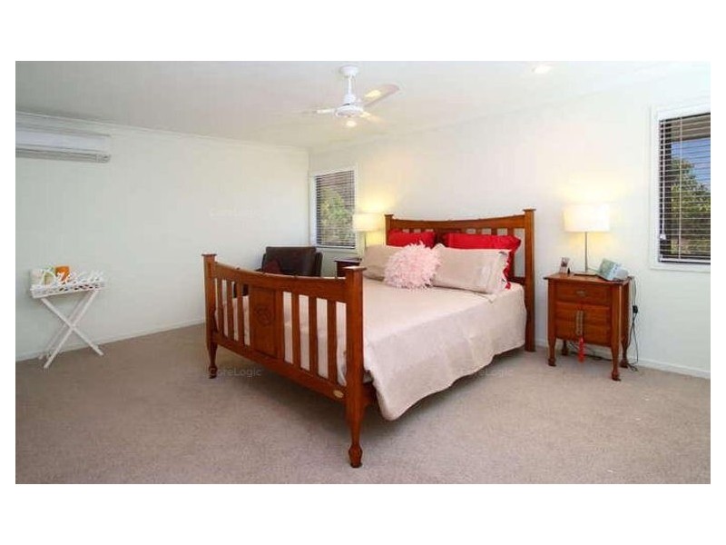 13 Hepburn Close, Wakerley QLD 4154