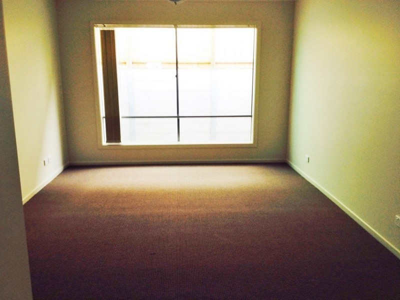 25 Poppy Crescent, Springfield Lakes QLD 4300