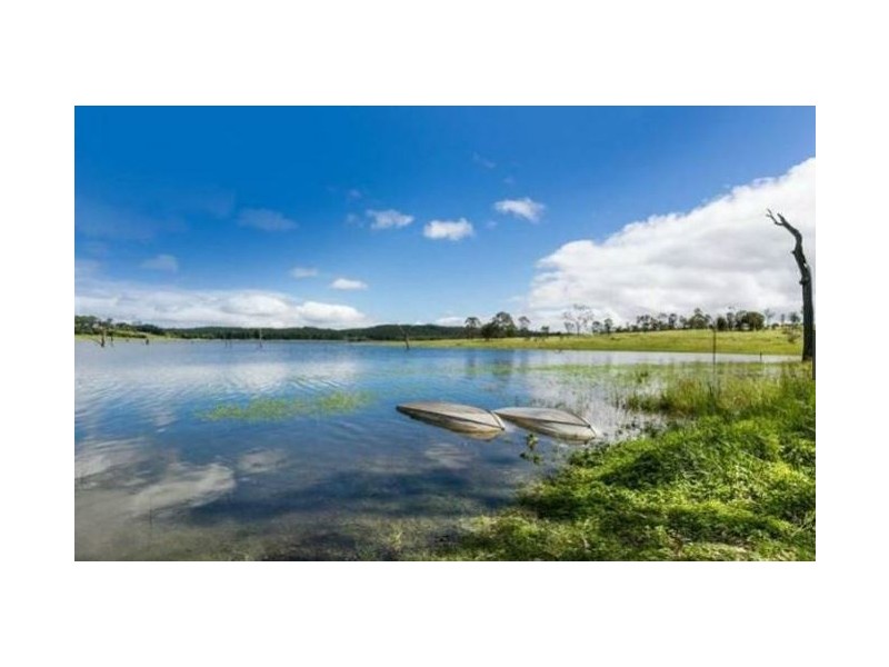 Barrine QLD 4872