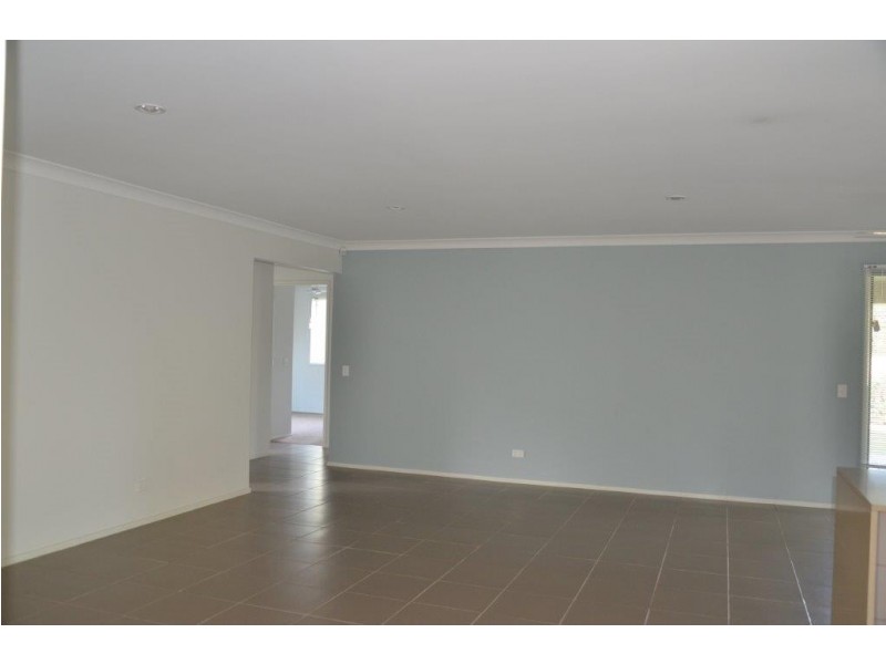 3 Rockwood Drive, Ormeau QLD 4208