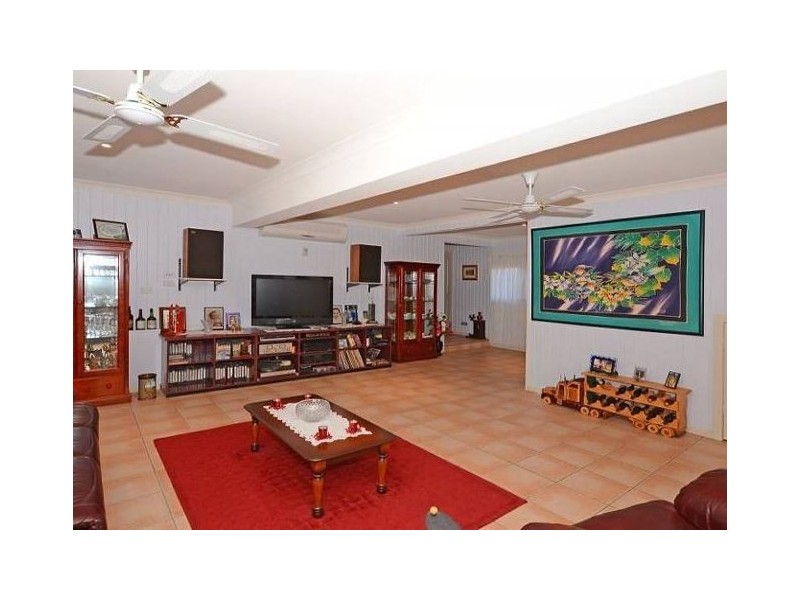 Point Vernon QLD 4655