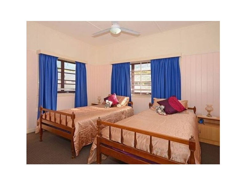 Point Vernon QLD 4655