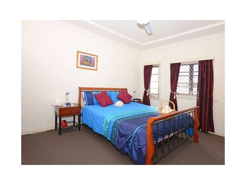 Point Vernon QLD 4655