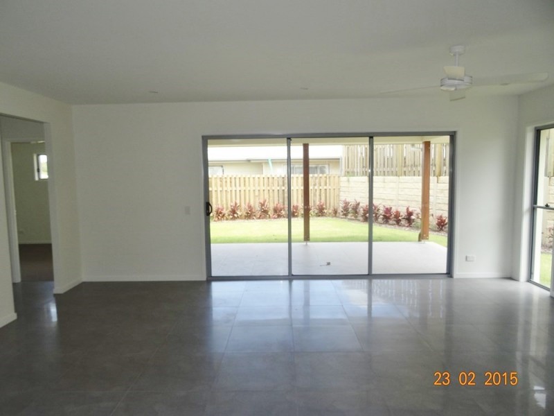 55 Girraween Crescent, Capalaba QLD 4157